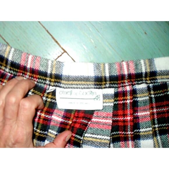 VINTAGE PLAID KILT SKIRT FROM IRELAND - Picture 4 of 10
